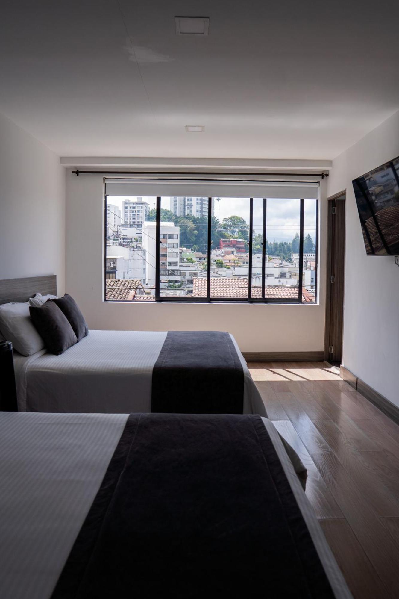 Hotel Piedras De Mani マニサレス エクステリア 写真