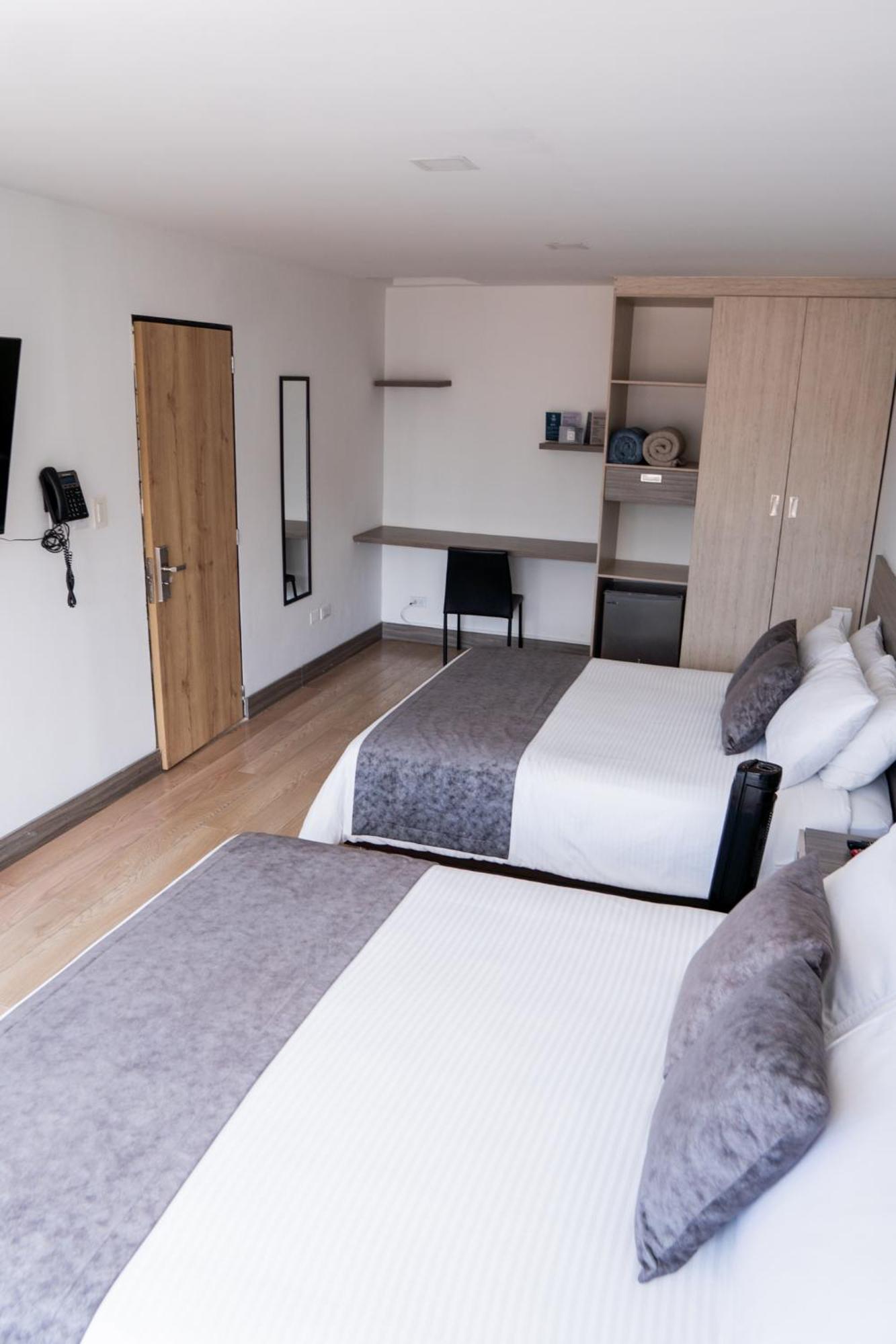 Hotel Piedras De Mani マニサレス エクステリア 写真